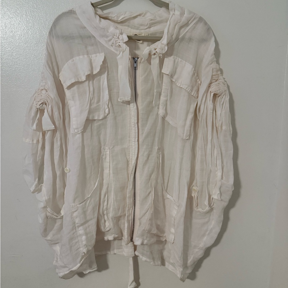White Jacket top with Pockets